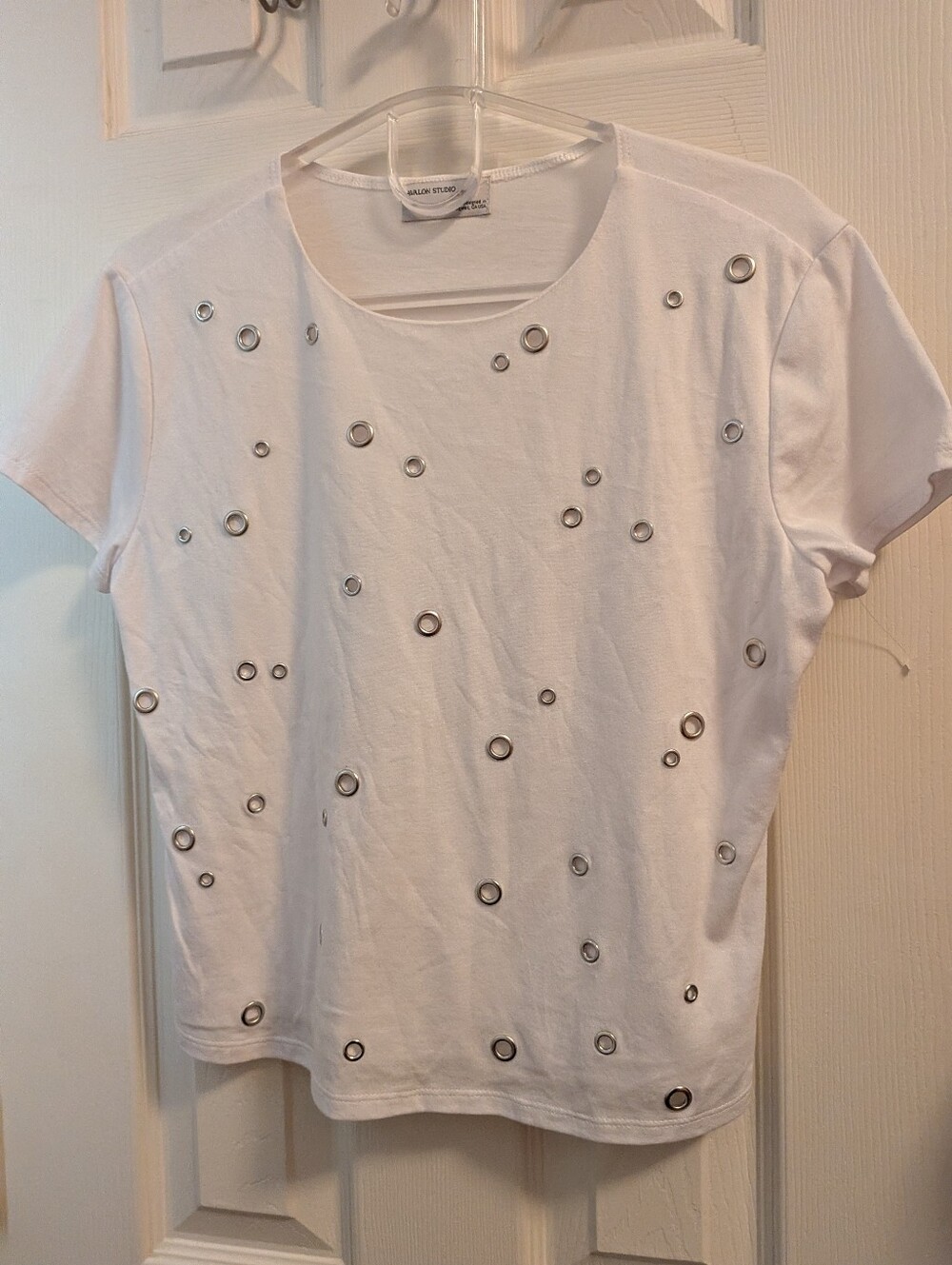 Avalon Studio Grommet T-Shirt